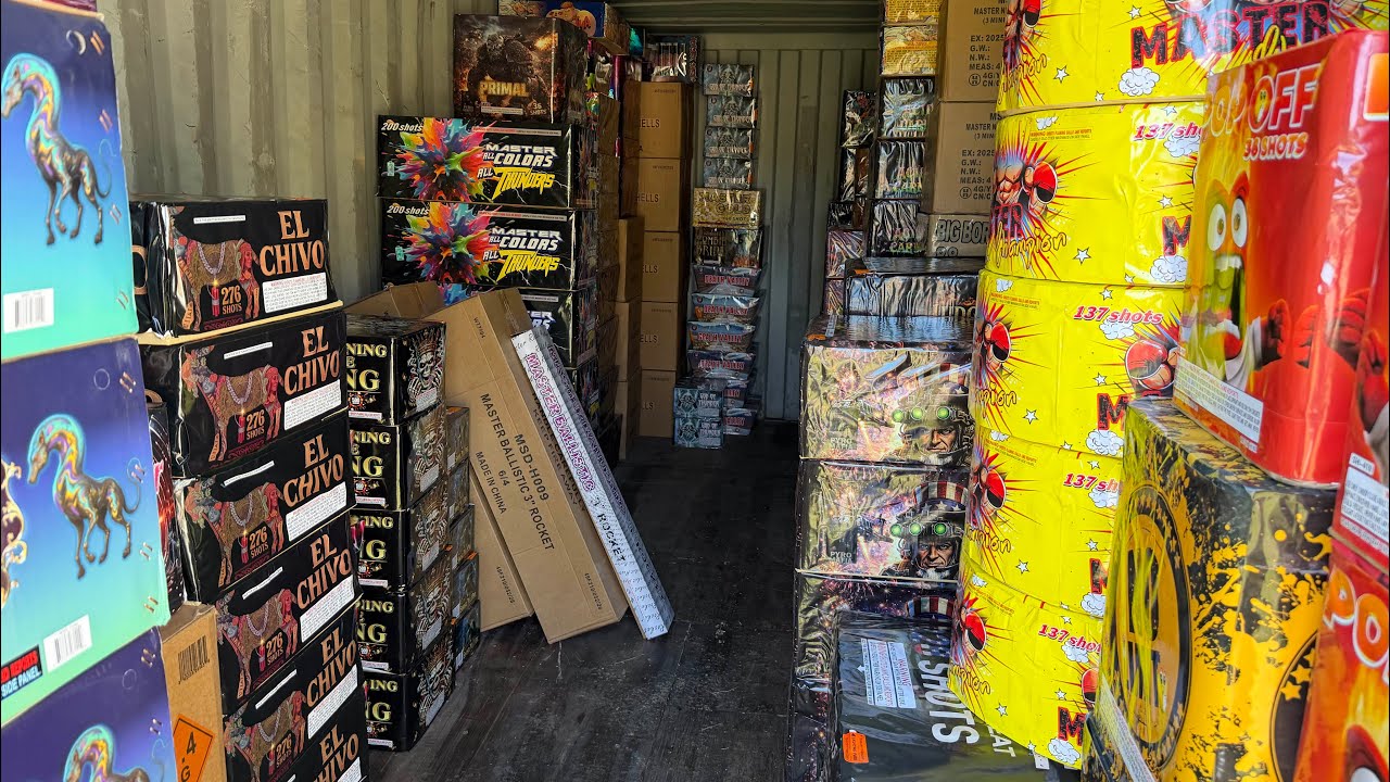 FIREWORKS STASH NEW BANGERS!!! 2026 CONTAINER NUMBER 1