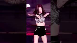 Hot and sexy queen 👑 Jisoo ❤️