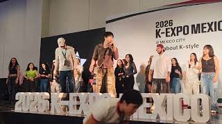K-Chan de 1 Million da  clase de K-Pop en K Expo México 2026