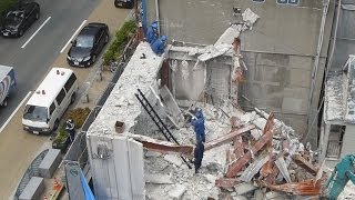 兵庫県警が現場検証 神戸・三宮の足場崩壊事故