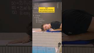 Coaches bedenken yogahoudingen om je vorm te controleren #zwemmen