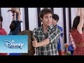 Todos ensayan "Llámame" | Momento Musical | Violetta