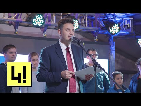 Az ellenzéki összefogás messiását másfél év alatt sem törte meg a Fidesz gyűlöletkampánya