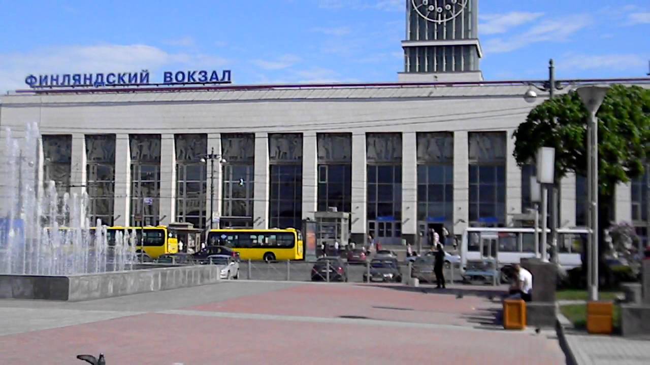 Фонтаны у Финляндского вокзала-1