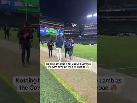 CeeDee hearing cheers in Philly 🔥