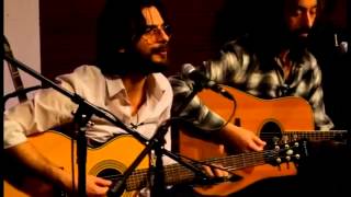 Video thumbnail of "Flört - Özledim (Akustikhane 01.05.2011)"