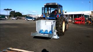 TUFFASS Jolly Self Loading Spreader