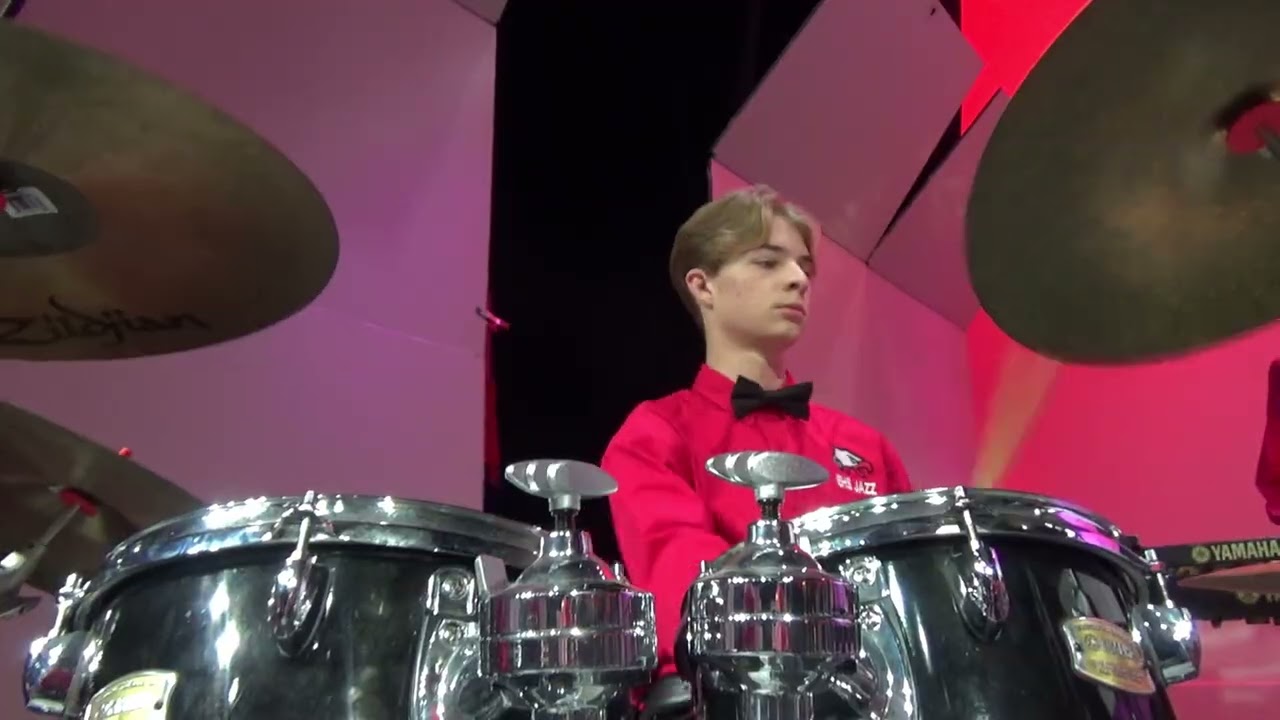 “Top Dog” by Greg Yasinitsky // EHS Jazz 1 25–26