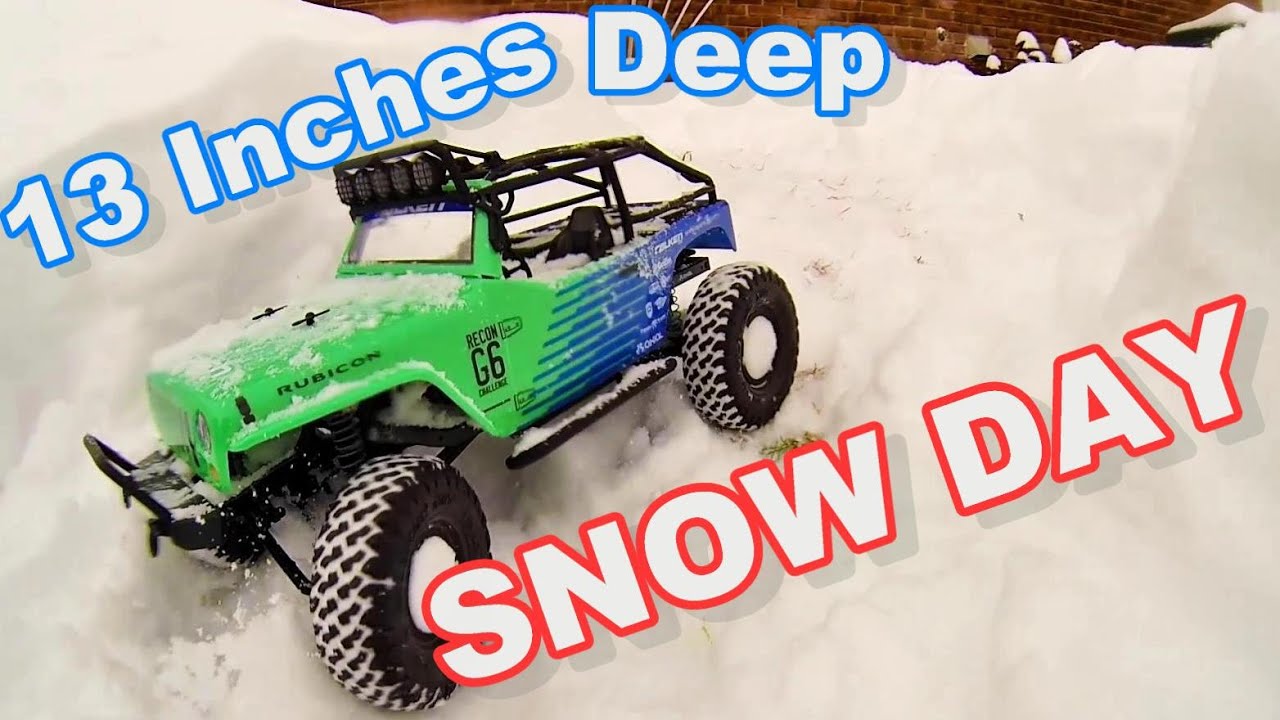 Axial Snow Day TheRcSaylor Way - 13 Inches of Snow - Deadbolt - G6 Falken -  YouTube