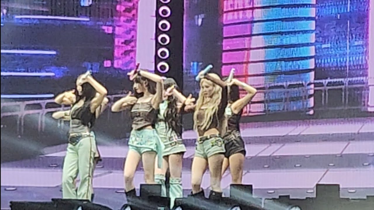 IVE 아이브 - XOXZ - Music Bank Lisbon