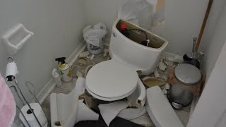 Bathroom Explosion Toilet Explodes After Lightning Strikes Septic Tank