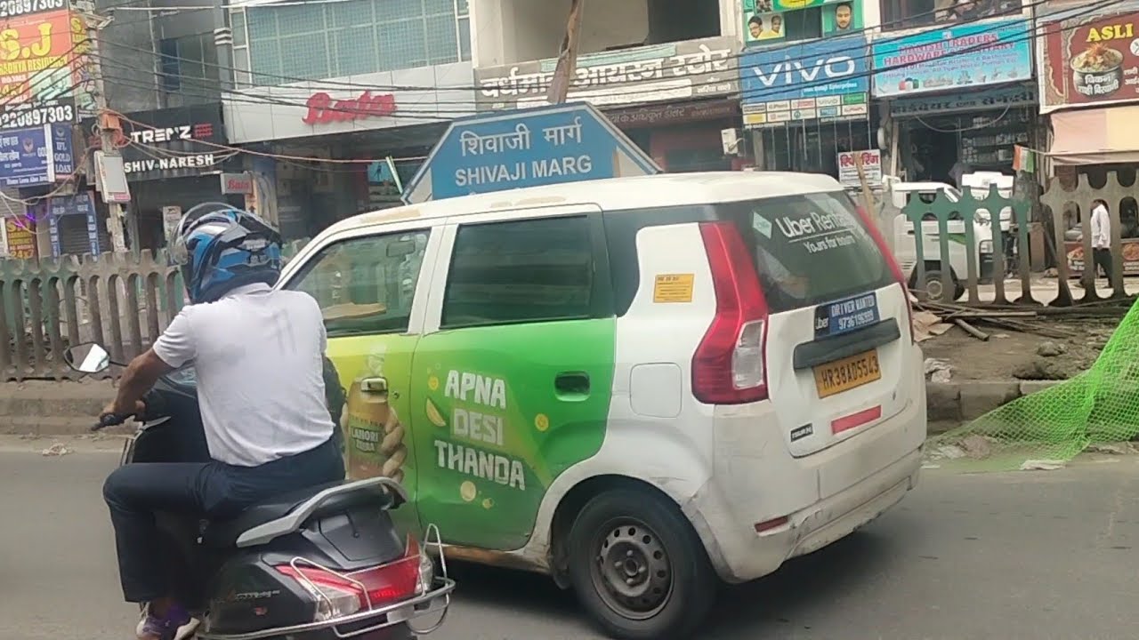 Heavy crowed Area , Dwarka mod , Delhi 