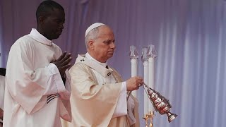 Pope Leo calls for Angolans to fight corruption in Sunday Mass