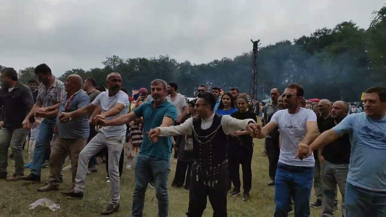 Uğur Soylu - Hemşin Horonu - Elmaçukuru Köyü Gökçepınar Yaylası Kadırga 2023