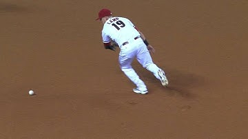 SD@ARI: J. Upton reaches on a fielding error