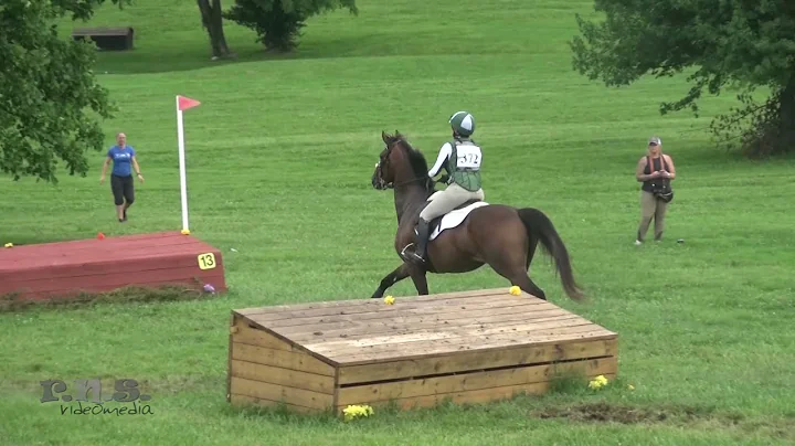 Kathryn Richardson & Mr. Brightside at Champagne R...