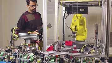 STEM Students Specialize in Mechatronics