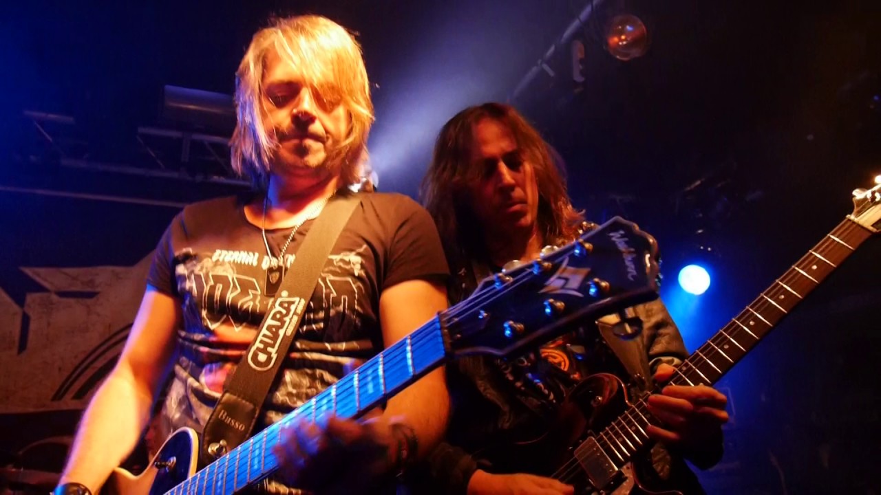 Soto Cyber Masquerade Livin' the life (Steel Dragon) live