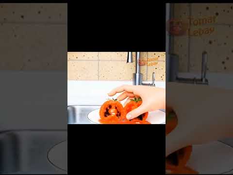 tomat dimandikkan sama manusia #cartoon #funny #animation