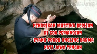 The Extraction of the Diamond Gemstone || at the Eyang Prabu Angling Darma Bathing Cave || Pati, ...