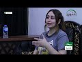 عاجل دمشق لقاء الشرطي بالفتاة التي أساءت له على رأس عمله ووصفته بأوصاف طائفية بعد القاء القبض عليها 