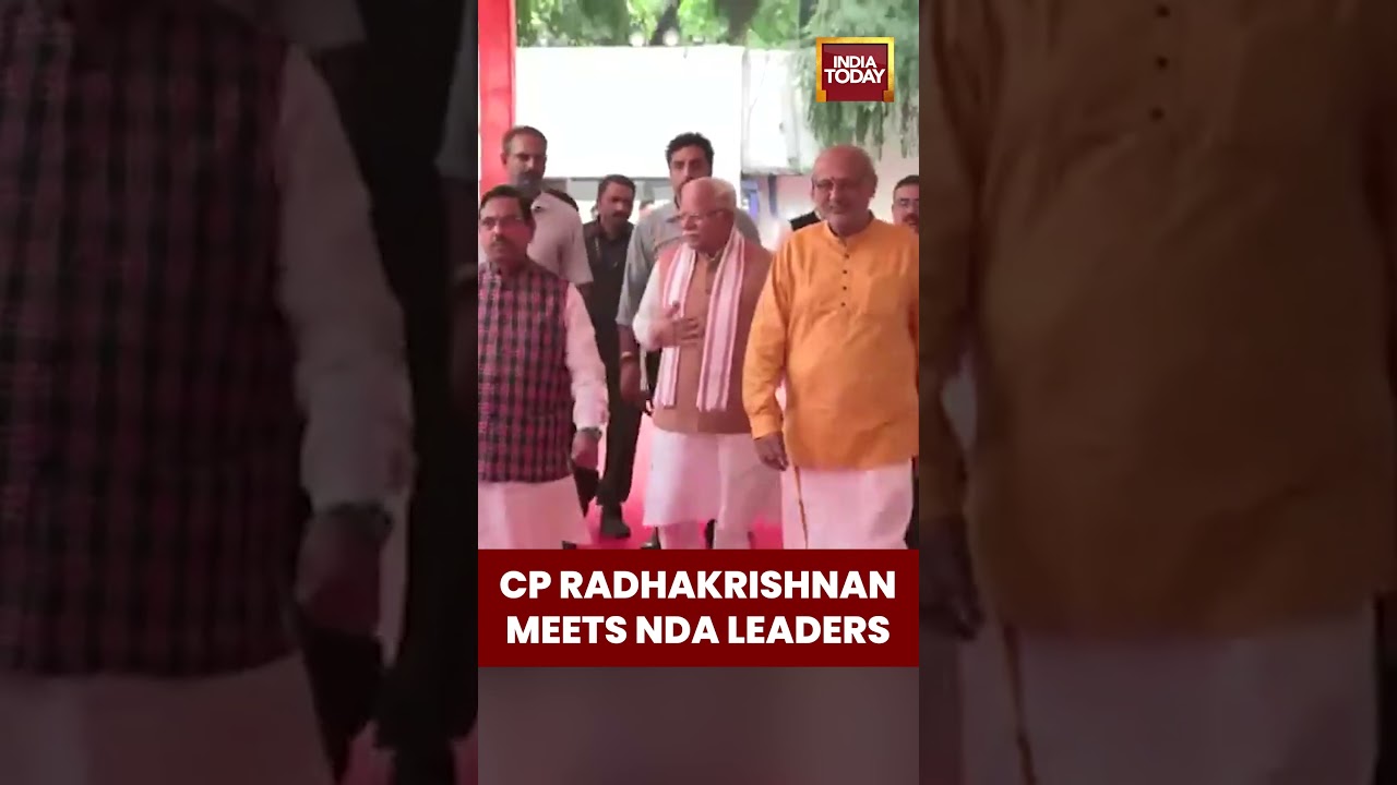CP Radhakrishnan Arrives for Key NDA Meeting with Pralhad Joshi, Senior MPs in Delhi