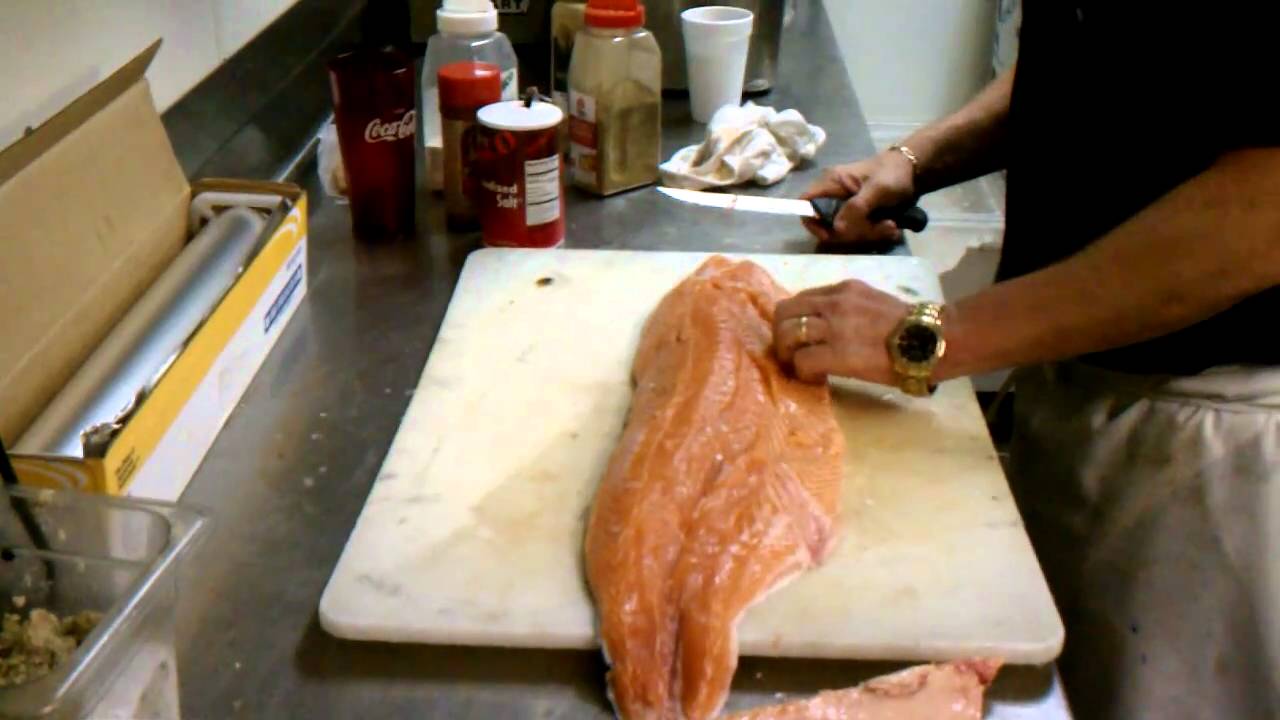 How to cut fresh Salmon - YouTube
