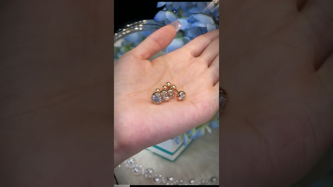 1 Carat Moissanite Earrings✨💎Do you like it? 