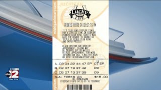 Flushing woman wins grand prize playing Lucky for Life