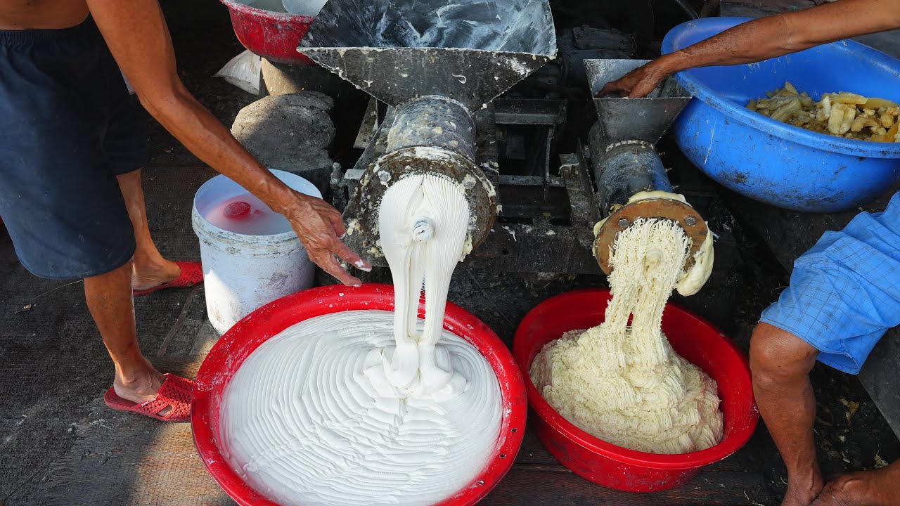 Đó giờ mới thấy được cách làm Bánh phồng sữa khoai mì cán thủ công ở miền tây