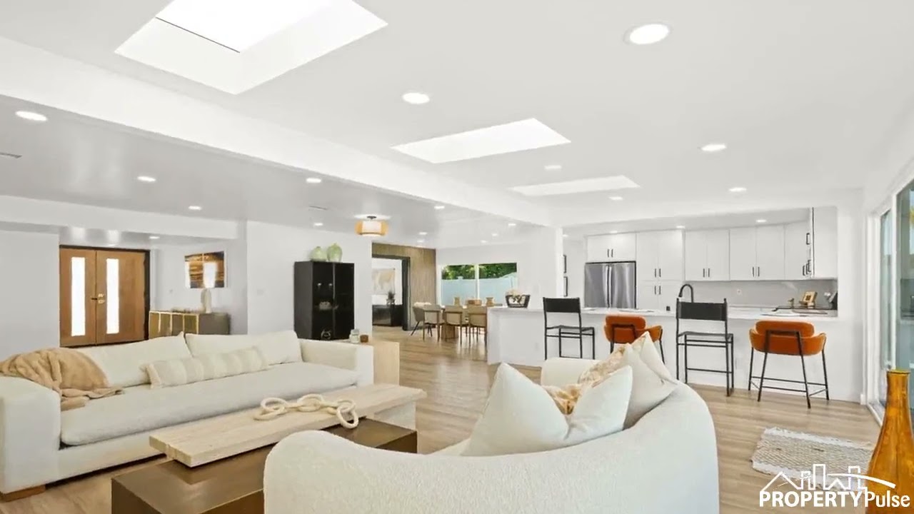 1110 Sea Village Dr, Cardiff, CA 92007