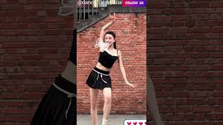 dancinglady #trending #korea #kpop #japan #tokyo #usa #viral #funny #foryou #fyp #shortvideo #music
