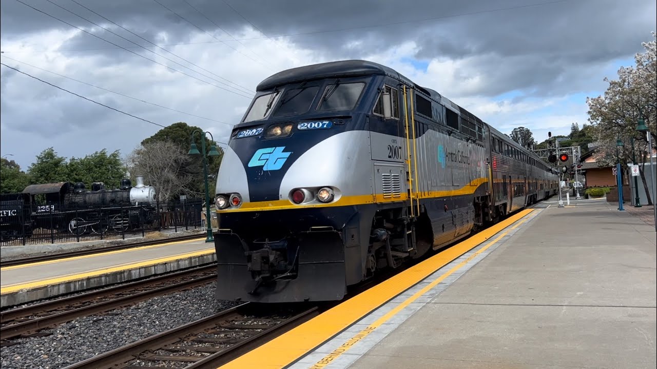 amtrak-capitol-corridor-543-lead-by-f59phi-2007-arriving-at-martinez