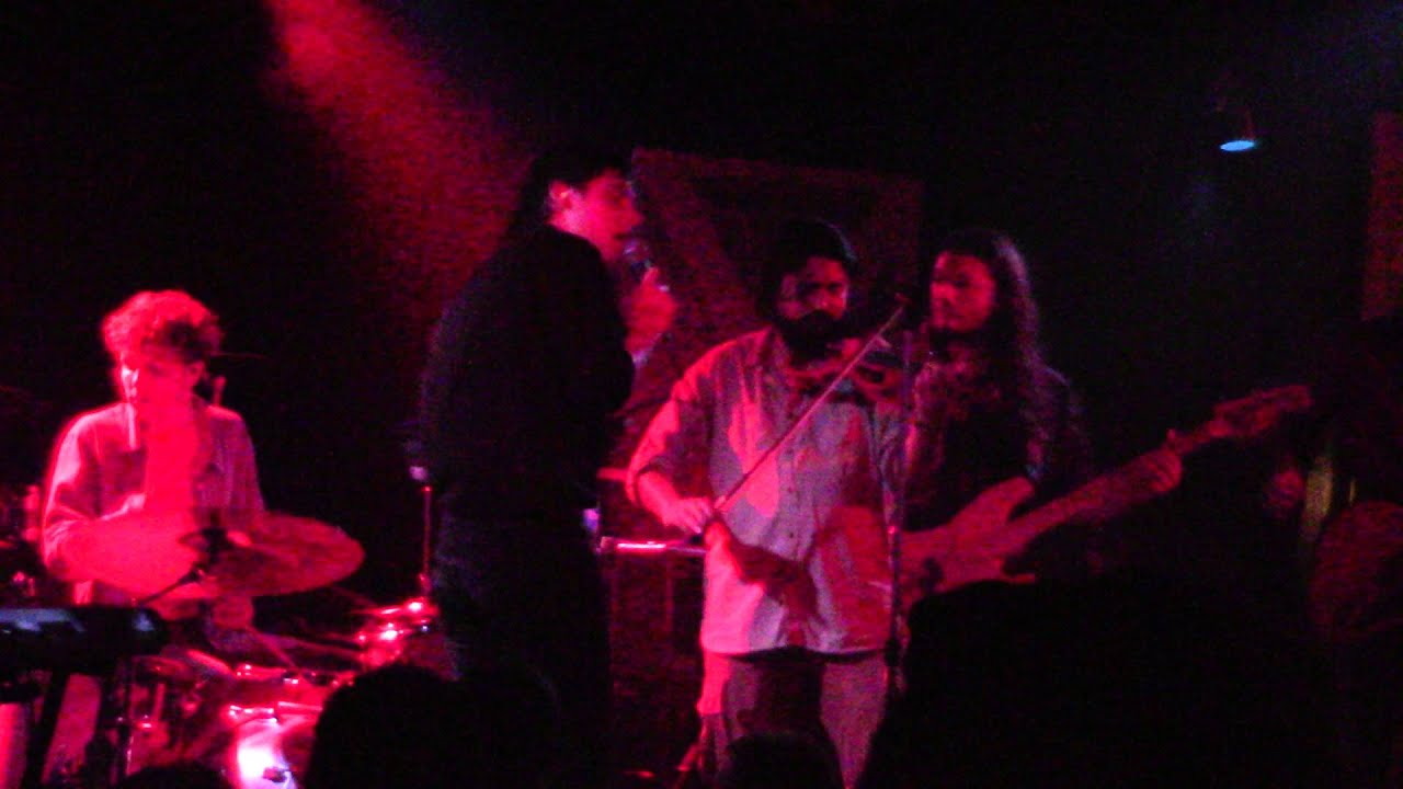 muuy biien @ The Fabulous 40 Watt