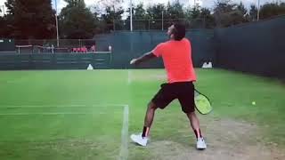 Подача Ника Киргиоса в большом теннисе. Техника подачи в большом теннисе.