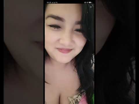 Tante [ KEROPPI ] Tampil sexi ( LIVE BIGO )