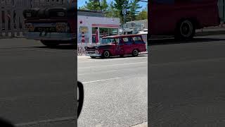 Cool GMC Suburban “RustoMod”