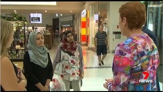 Seven News. Pauline Confronted By Muslim Women (Fools Gold Religion)