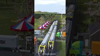 2 Kereta Api Kuning Melintasi Persilangan 2 Truck Bertabrakan #railroad #train #railtrack #railway