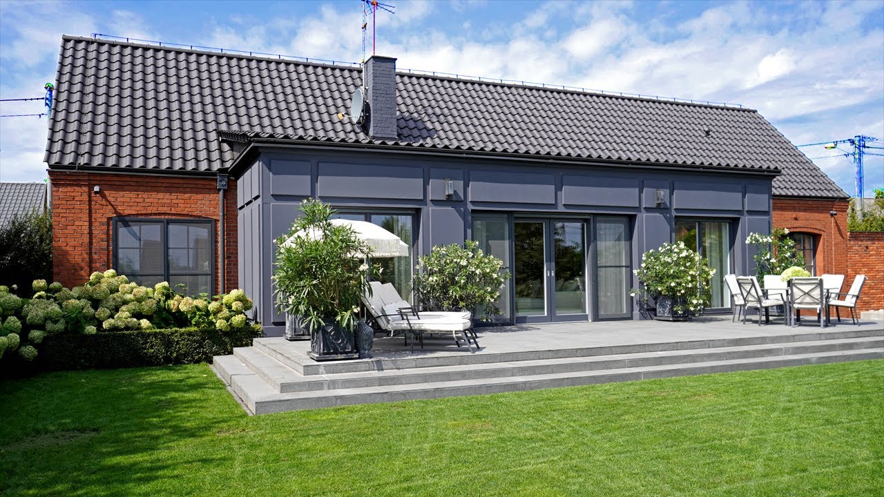 Klimatyczna posiadłość NA SPRZEDAŻ! Dom parterowy z ogrodem i parkiem ze stawem