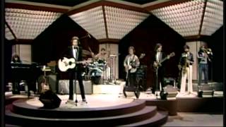 The KinKs  "Celluloid Heroes"  (Live Video)