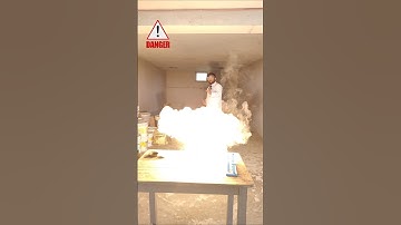 💥 "This Powder Creates Fire in a Flash! 🔥 The Explosive Chemistry Behind It!"