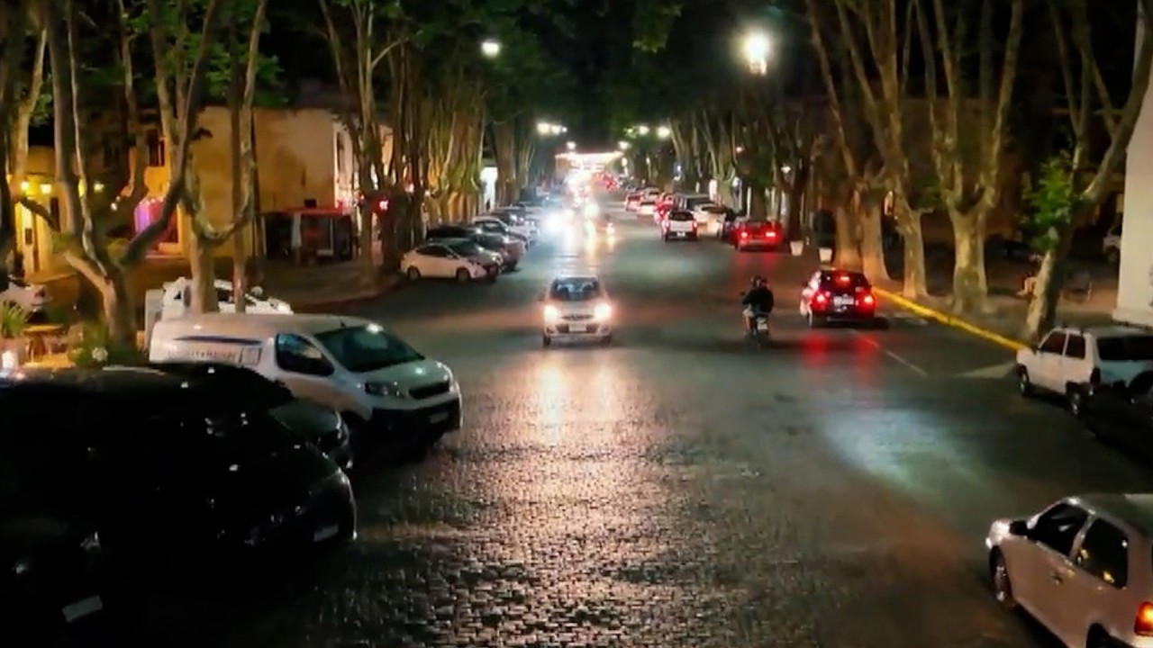 Colonia: se derogó ordenanza que autorizaba registro de cuidacoches