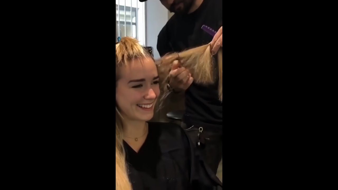 Blonde girl decided to change her hair color - by cutting all bleached ...
