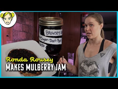 Ronda Shows You How To Make Jam With Her Fresh Mulberries