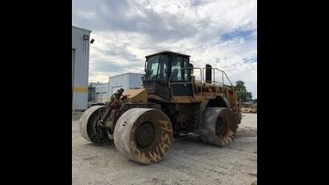 Caterpillar 826H trash compactor walk around
