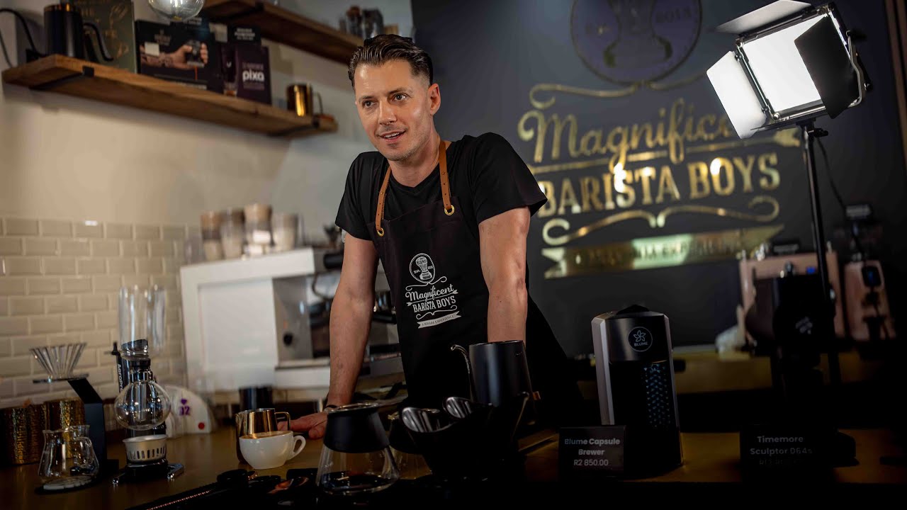 International Artist Day 2025: Stephan on Clean Milk Systems & Latte Art Mastery.