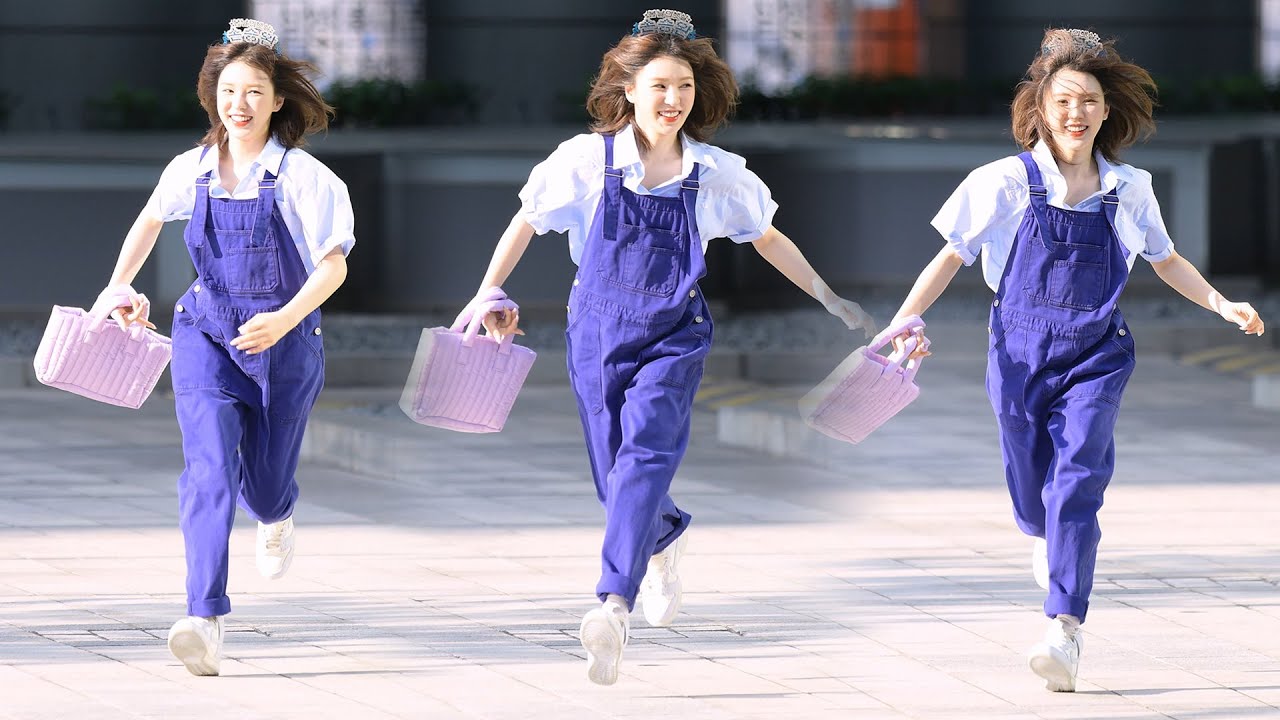 [8K] 팬들에게 전력질주🏃‍♀️ 레드벨벳 웬디 직캠 @ 웬디의 영스트리트 출근길 | 220817 | by -wA-