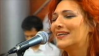 Vur Sazınteline (Çalıkuşu Dizi Müziği) / O Manolis - Eléni Vitáli