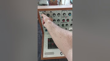 VCS3 CLONE trapézoïd on osc 1 & 2